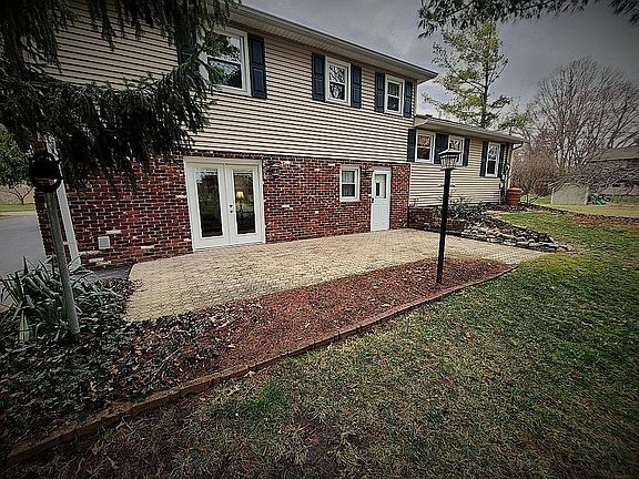 5th image of 7029 Marstella Ln