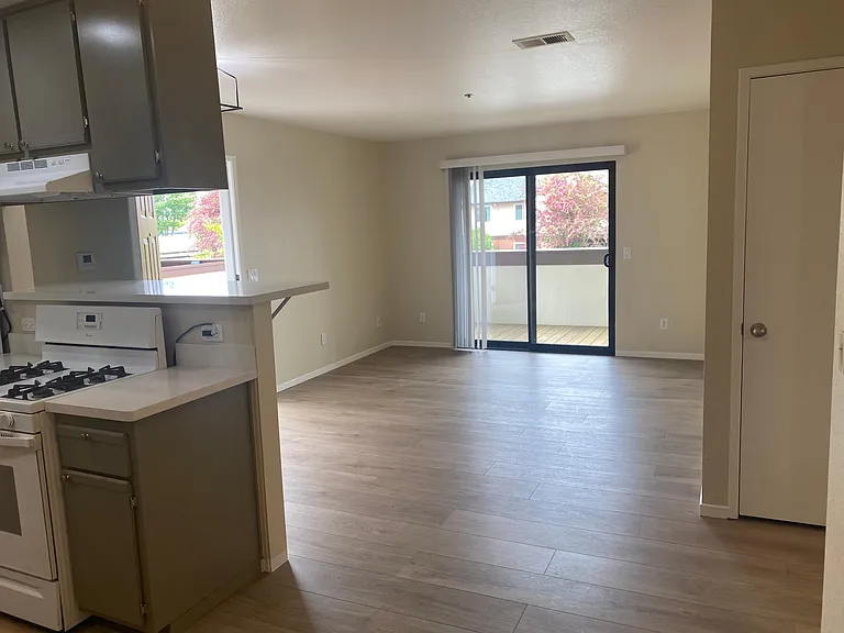 8201 Camino Colegio Dr #176 — Photo 13