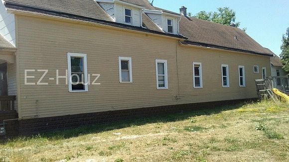 2nd image of 94 Warren Ave