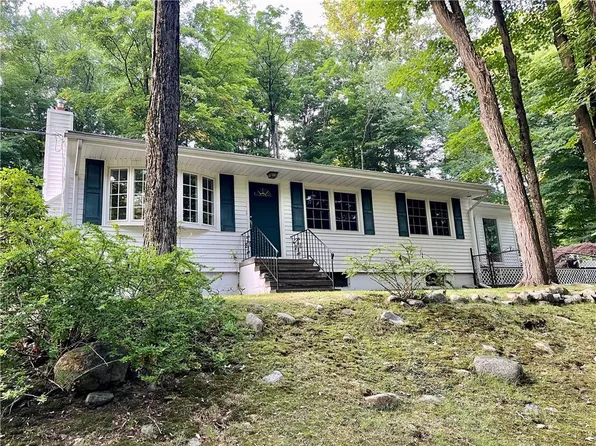 66 Mile Road, Suffern, NY 10901