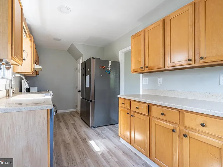 644 Meetinghouse Rd — Photo 23