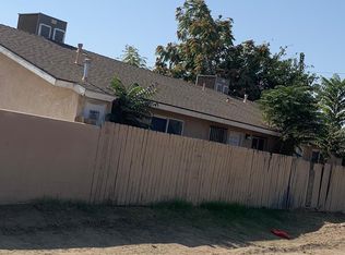 27 Augusta St, Bakersfield, CA 93307