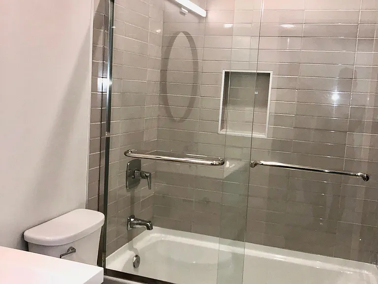 628 Fairview Ave #11 — Photo 8