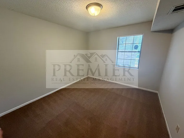 300 W Montgomery St #1 — Photo 7