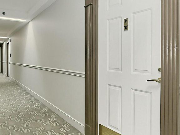 5th image of 2121 Jamieson Ave Unit 1101