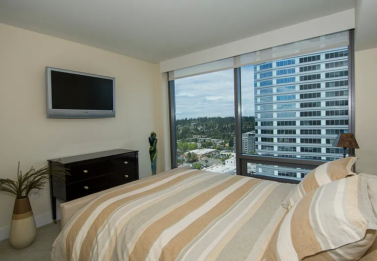 650 Bellevue Way NE #2404 — Photo 14