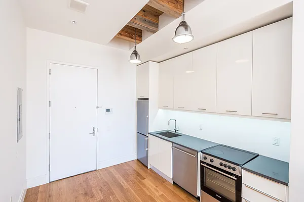 Rented by Nooklyn NYC LLC | media 68