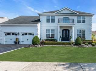 3 Brittany Ct, Howell, NJ