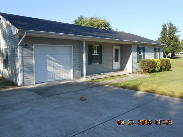 1st image of 3300 Southmeade Dr