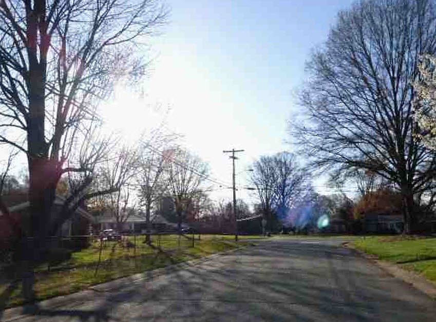 2nd image of 5401 Rockwood Rd