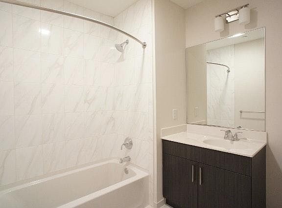5th image of 587 Connecticut Ave APT 2J