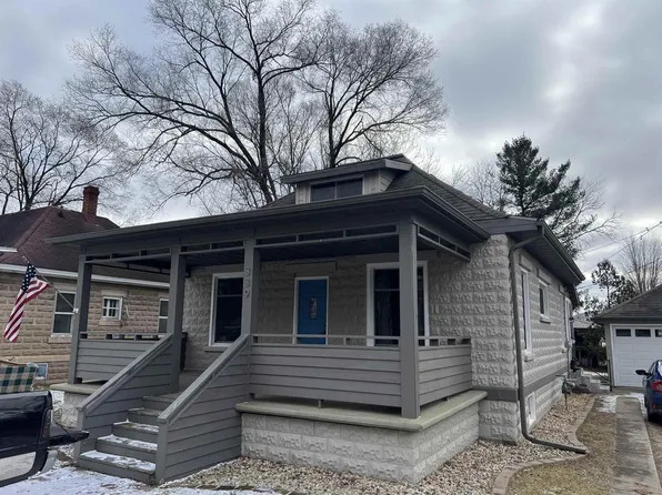 339 East Richland Street, Lone Rock, WI 53556