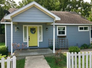 2009 W 3rd St, Taylor, TX 76574