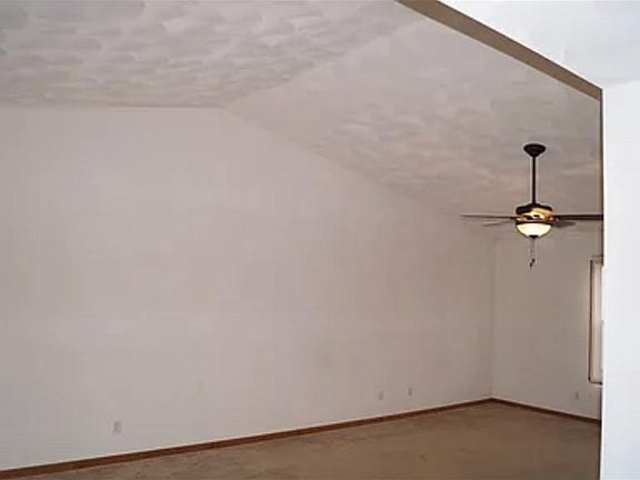 5th image of 10226 Monarch Rd Unit 2