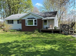 28 Bell Rd, Grove City, PA 16127