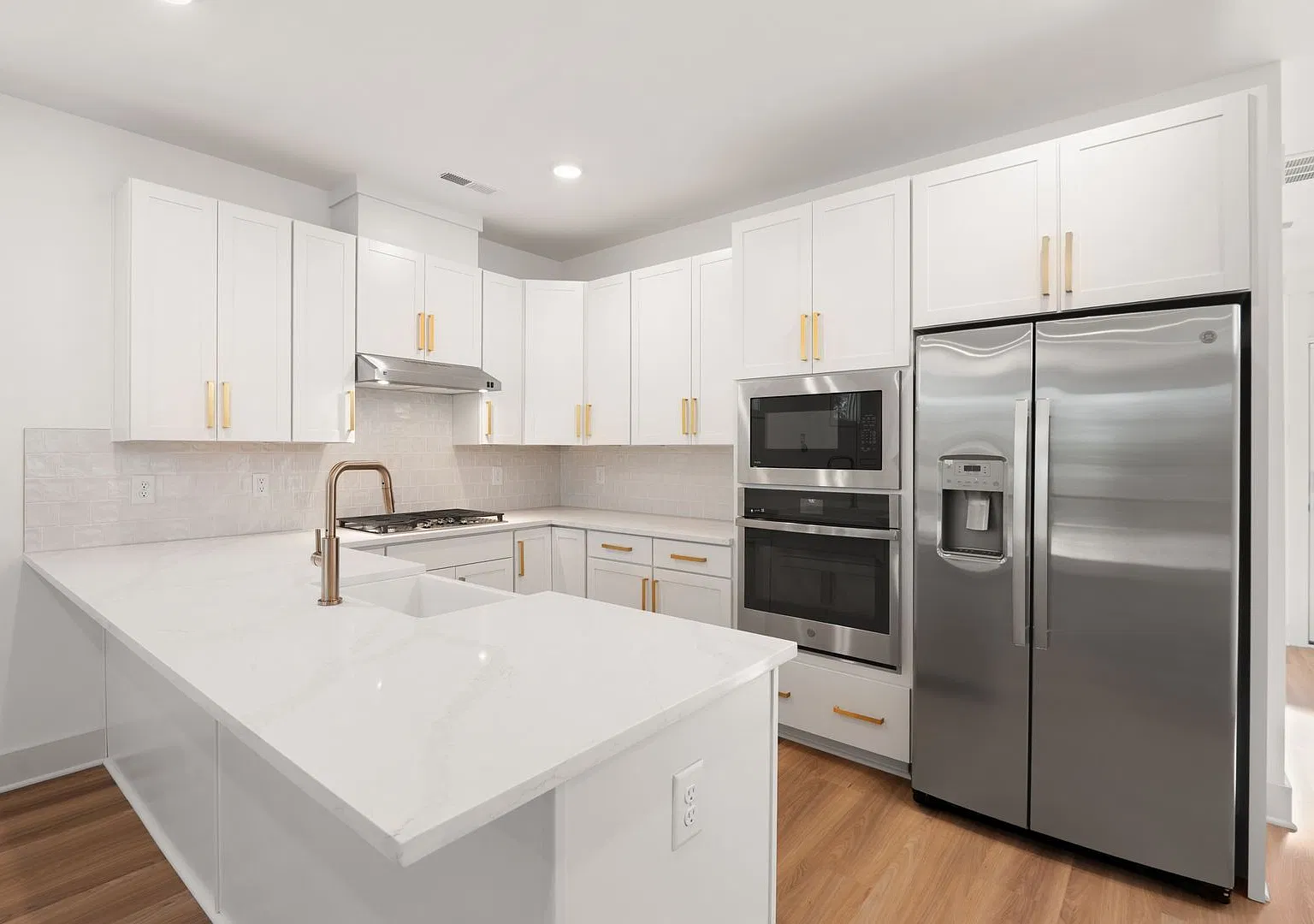 620 Colfax St — Photo 4