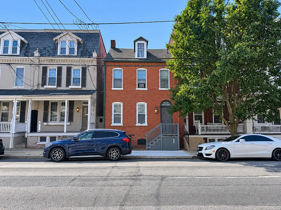 612 E. Chestnut St.