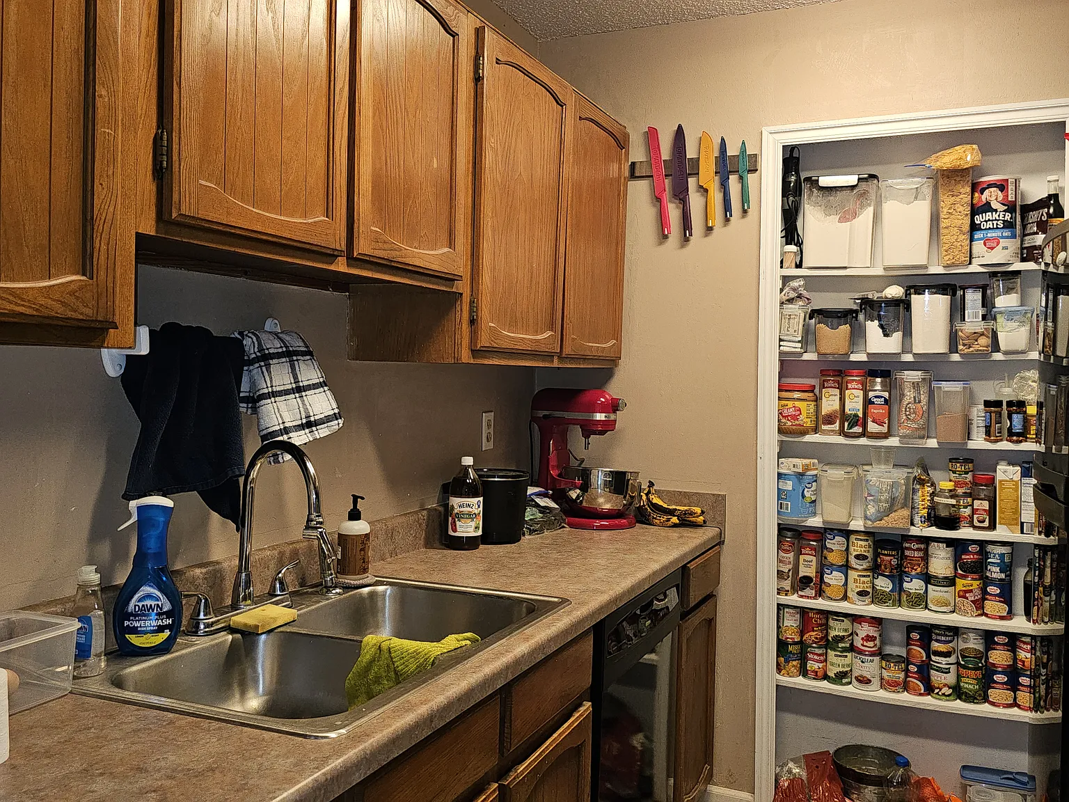 2 bed, 968 sqft, $1,200 — Photo 4
