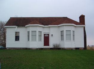 3861 11b Rd, Bourbon, IN 46504