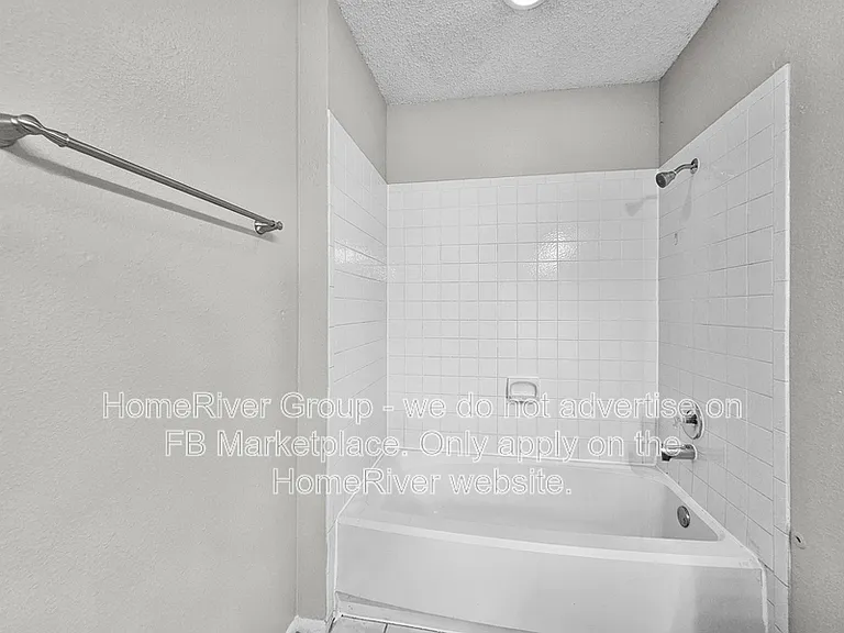 9906 Calico Pass — Photo 11