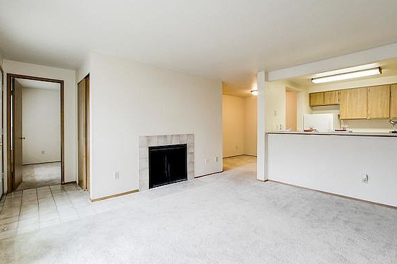 4th image of 7216 NE 142nd St APT M206
