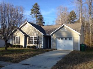 5708 Stone Bluff Ct, Charlotte, NC 28214