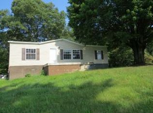 14609 Fairview Rd, Saint Paul, VA 24283