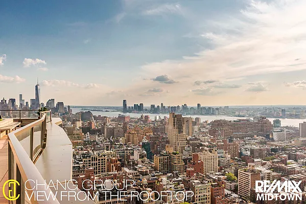 Sold by RE/MAX Midtown | media 7