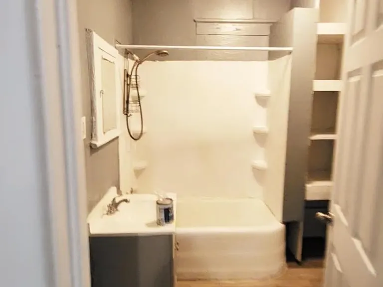 604 Wentworth St #1 — Photo 9