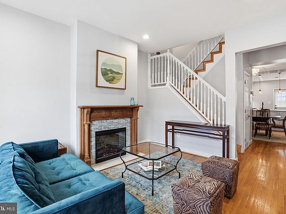 4th image of 1925 6th St NW