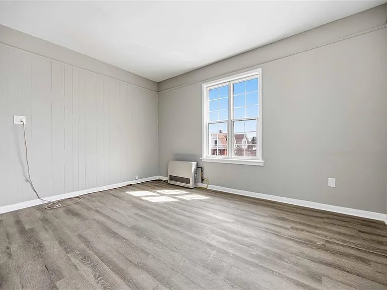 131 Margaret Ave #5 — Photo 10