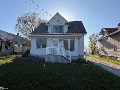 811 S Commercial Ave, Eagle Grove, IA, 50533