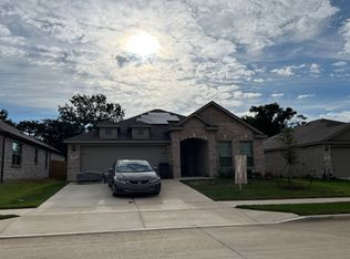 509 Cross Ridge Cir N, Fort Worth, TX 76120