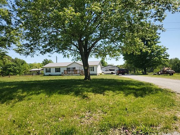 2nd image of 1950 Bowen Rd