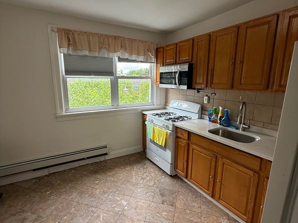 19 Winthrop Pl #2B