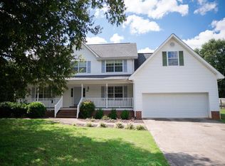 1391 Kiley Ln, Dalton, GA 30721