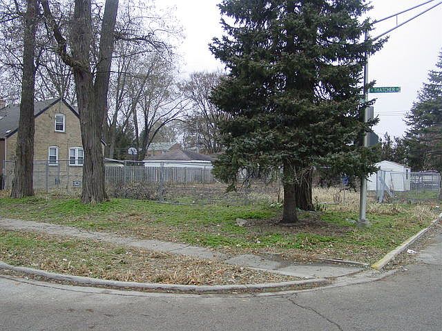 1st image of 8205 W Berteau Ave