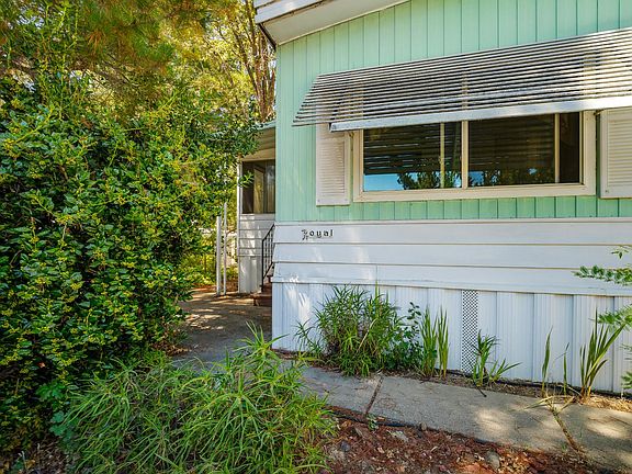 2nd image of 2762 Hidden Springs Cir