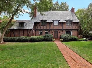 3 Oak Ln, Richmond, VA 23226