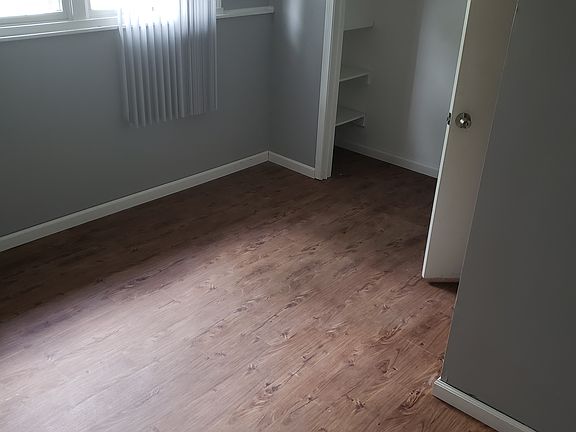 2nd image of 1774 Woodland Trce