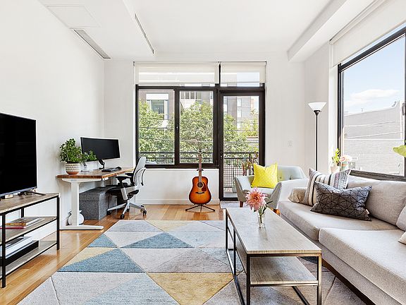 3rd image of 538 Union Ave APT 2A