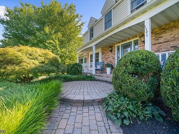 5th image of 36 Kingsridge Rd