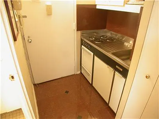 Rented by Empire State Properties | media 17