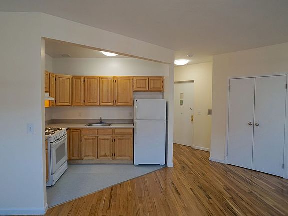 2nd image of 1203 Rogers Ave APT 1A