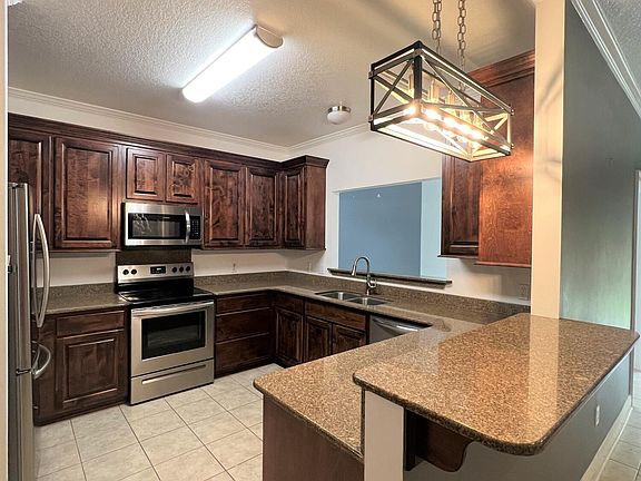 5th image of 2830 Palmer Dr #8