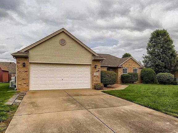 3rd image of 6220 Danville Ct
