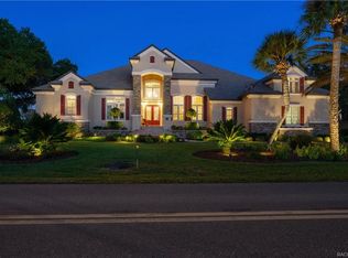 619 SW Kings Bay Dr, Crystal River, FL 34429