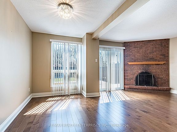 4th image of 3016 Rymal Rd