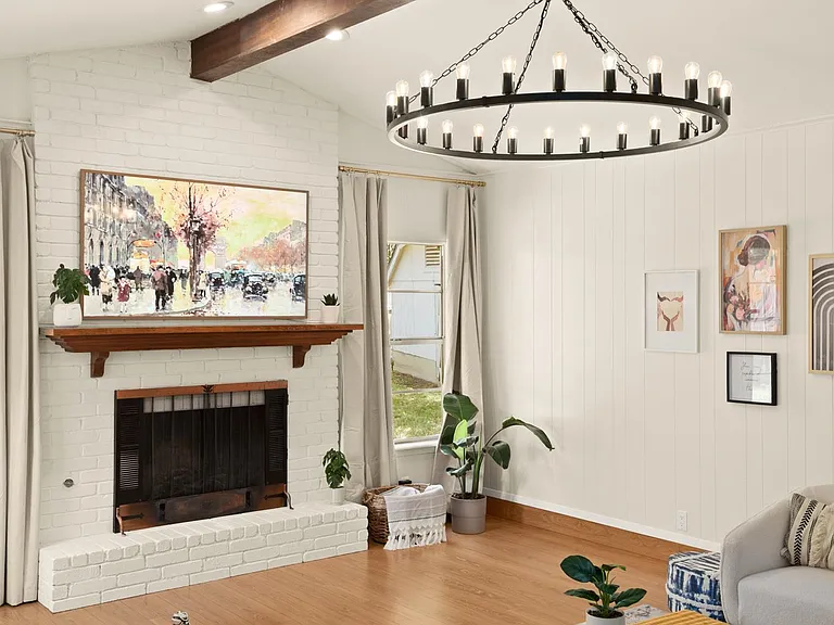 10201 Parkfield Dr — Photo 3