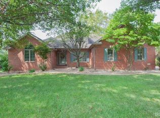 10777 Hampton Pl, Newburgh, IN 47630